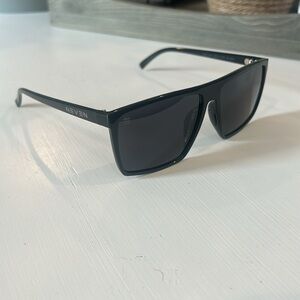 Men’s Polarized Neven Eyewear Doc Robbins NYC Sunglasses- NWT